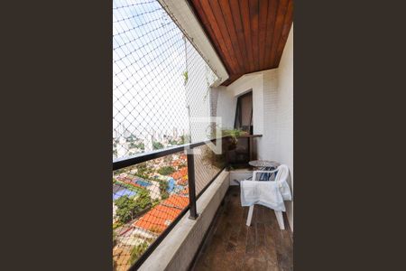 Apartamento à venda com 298m², 4 quartos e 4 vagas Apartamento à venda com 298m², 4 quartos e 4 vagasVaranda - Suíte Principal 4