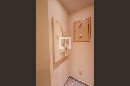 Apartamento à venda com 298m², 4 quartos e 4 vagas Apartamento à venda com 298m², 4 quartos e 4 vagasLavabo