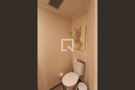 Apartamento à venda com 298m², 4 quartos e 4 vagas Apartamento à venda com 298m², 4 quartos e 4 vagasLavabo