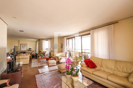 Apartamento à venda com 298m², 4 quartos e 4 vagas Apartamento à venda com 298m², 4 quartos e 4 vagasSala de Estar