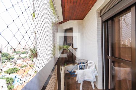 Apartamento à venda com 298m², 4 quartos e 4 vagas Apartamento à venda com 298m², 4 quartos e 4 vagasVaranda - Suíte Principal 4