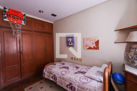 Apartamento à venda com 298m², 4 quartos e 4 vagas Apartamento à venda com 298m², 4 quartos e 4 vagasSuíte 2