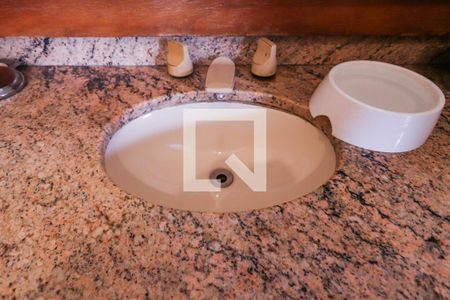 Apartamento à venda com 298m², 4 quartos e 4 vagas Apartamento à venda com 298m², 4 quartos e 4 vagasBanheiro - Suíte 2 e 3