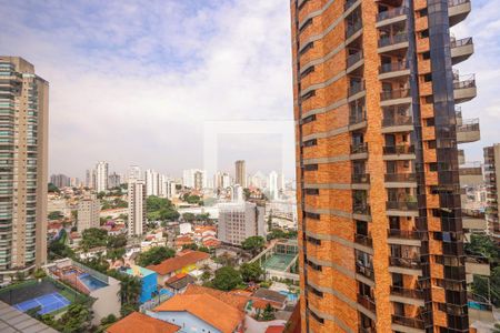 Apartamento à venda com 298m², 4 quartos e 4 vagas Apartamento à venda com 298m², 4 quartos e 4 vagasVista - Cozinha