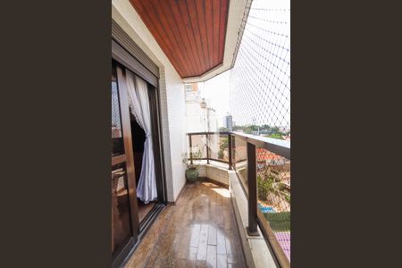 Apartamento à venda com 298m², 4 quartos e 4 vagas Apartamento à venda com 298m², 4 quartos e 4 vagasVaranda - Suíte Principal 4