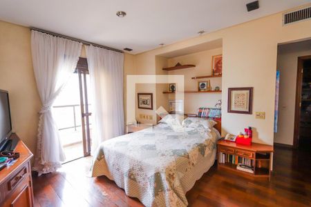 Apartamento à venda com 298m², 4 quartos e 4 vagas Apartamento à venda com 298m², 4 quartos e 4 vagasSuíte Principal 4