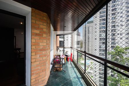 Varanda de apartamento à venda com 4 quartos, 198m² em Jardim Parque Morumbi, São Paulo