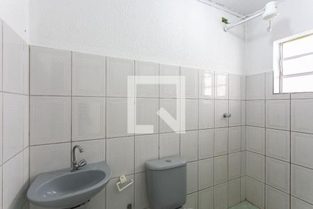 Banheiro de casa para alugar com 1 quarto, 25m² em Cidade Antônio Estevão de Carvalho, São Paulo