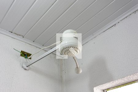 Banheiro - Chuveiro de casa para alugar com 1 quarto, 25m² em Cidade Antônio Estevão de Carvalho, São Paulo