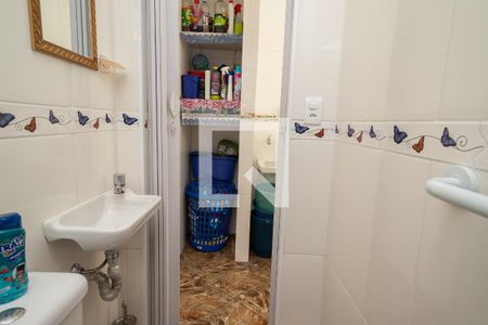 Casa à venda com 125m², 3 quartos e 2 vagas Casa à venda com 125m², 3 quartos e 2 vagasBanheiro de Serviço