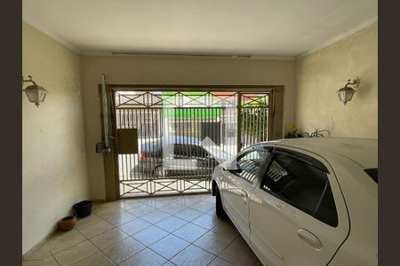 Casa à venda com 125m², 3 quartos e 2 vagas Casa à venda com 125m², 3 quartos e 2 vagasGaragem