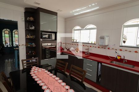 Casa à venda com 125m², 3 quartos e 2 vagas Casa à venda com 125m², 3 quartos e 2 vagasCozinha
