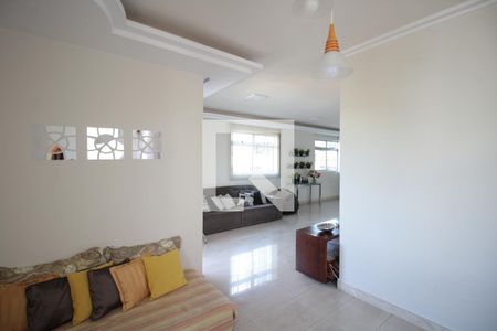 Sala de Estar de apartamento à venda com 4 quartos, 155m² em Jaraguá, Belo Horizonte