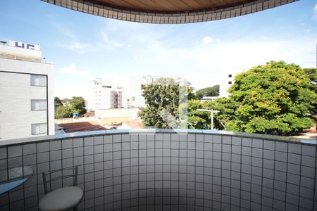 Varanda de apartamento à venda com 4 quartos, 155m² em Jaraguá, Belo Horizonte