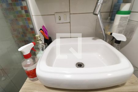 Apartamento à venda com 70m², 3 quartos e sem vaga Apartamento à venda com 70m², 3 quartos e sem vagaBanheiro da Suíte