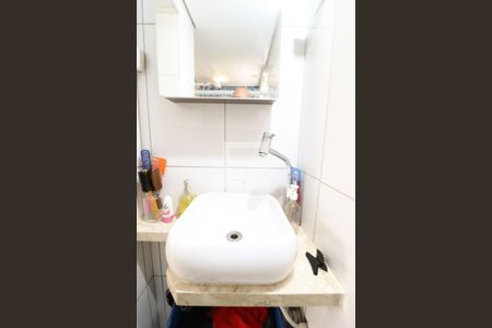 Apartamento à venda com 70m², 3 quartos e sem vaga Apartamento à venda com 70m², 3 quartos e sem vagaBanheiro