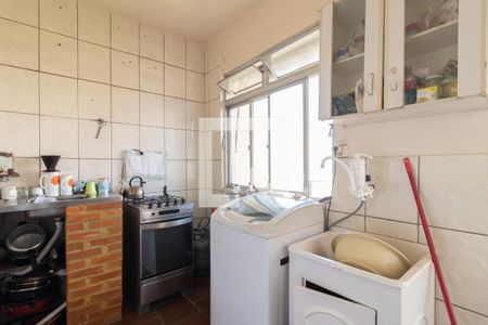 Casa à venda com 250m², 4 quartos e 3 vagas Casa à venda com 250m², 4 quartos e 3 vagasCozinha e Área de Serviço