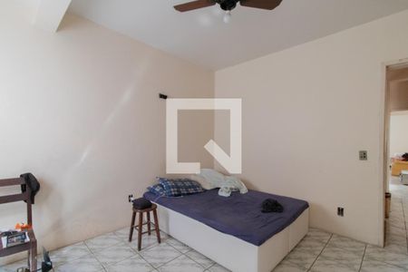 Casa à venda com 250m², 4 quartos e 3 vagas Casa à venda com 250m², 4 quartos e 3 vagasQuarto 3