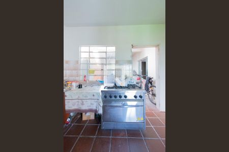 Casa à venda com 250m², 4 quartos e 3 vagas Casa à venda com 250m², 4 quartos e 3 vagasCozinha 2