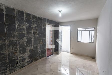 Sala de casa para alugar com 2 quartos, 50m² em Santa Efigênia, Belo Horizonte