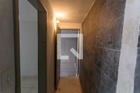 Corredor de casa para alugar com 2 quartos, 50m² em Santa Efigênia, Belo Horizonte