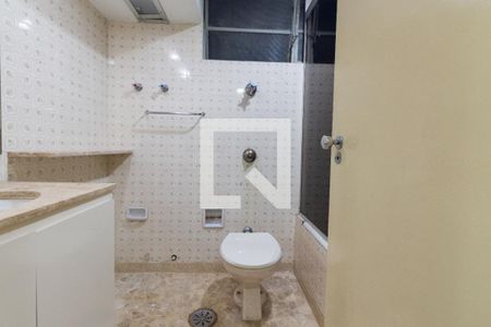Apartamento à venda com 110m², 3 quartos e 2 vagas Apartamento à venda com 110m², 3 quartos e 2 vagasBanheiro social