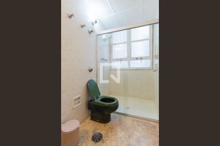 Apartamento à venda com 110m², 3 quartos e 2 vagas Apartamento à venda com 110m², 3 quartos e 2 vagasSuíte - banheiro