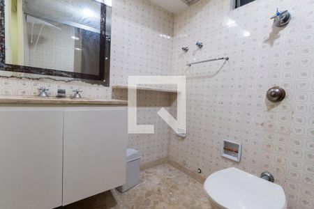 Apartamento à venda com 110m², 3 quartos e 2 vagas Apartamento à venda com 110m², 3 quartos e 2 vagasBanheiro social