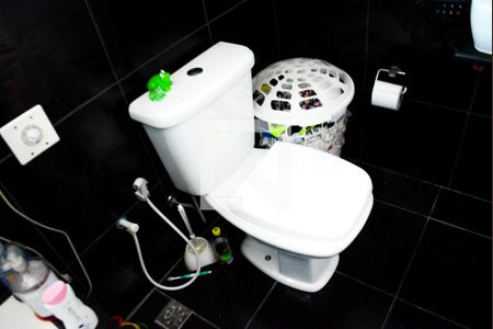 Casa para alugar com 200m², 3 quartos e 2 vagas Casa para alugar com 200m², 3 quartos e 2 vagasQuarto 1 com banheiro e closet