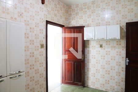 Casa à venda com 170m², 2 quartos e 2 vagasCozinha