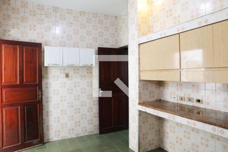 Casa à venda com 170m², 2 quartos e 2 vagasCozinha