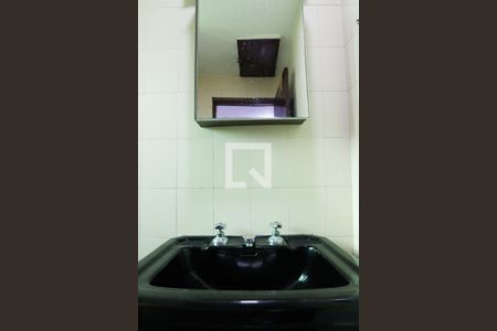 Casa à venda com 170m², 2 quartos e 2 vagasBanheiro da Suíte 1