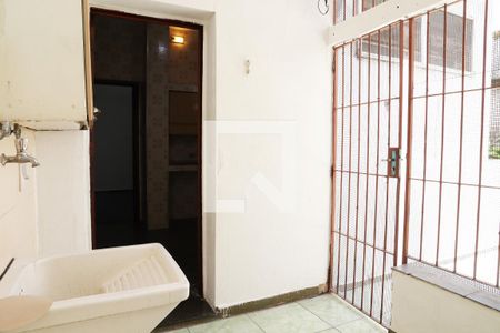 Casa à venda com 170m², 2 quartos e 2 vagasÁrea de Serviço