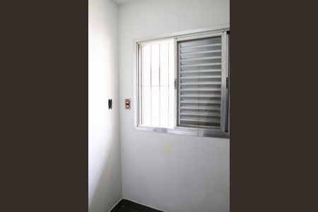 Casa à venda com 170m², 2 quartos e 2 vagasQuarto de Serviço