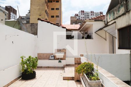 Casa à venda com 170m², 2 quartos e 2 vagasVaranda