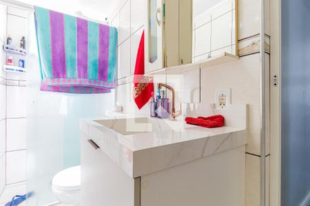 Apartamento à venda com 54m², 2 quartos e 1 vaga Apartamento à venda com 54m², 2 quartos e 1 vagaBanheiro