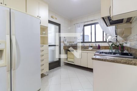 Apartamento à venda com 220m², 4 quartos e 3 vagasCozinha