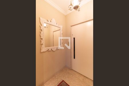 Apartamento à venda com 220m², 4 quartos e 3 vagasElevador Privativo