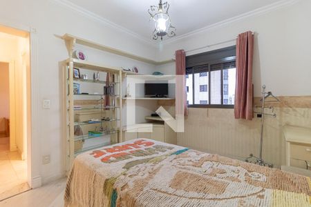 Apartamento à venda com 220m², 4 quartos e 3 vagasSuíte 2