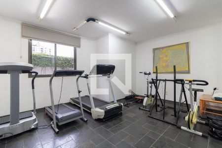 Apartamento à venda com 220m², 4 quartos e 3 vagasAcademia