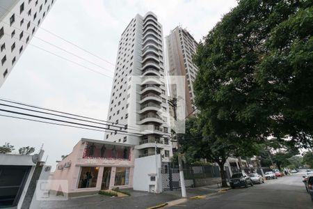 Apartamento à venda com 220m², 4 quartos e 3 vagasFachada