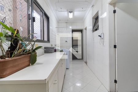 Apartamento à venda com 220m², 4 quartos e 3 vagasLavanderia