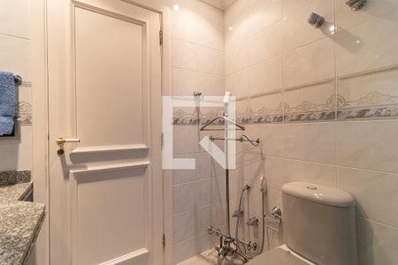 Apartamento à venda com 220m², 4 quartos e 3 vagasBanheiro da Suíte 3