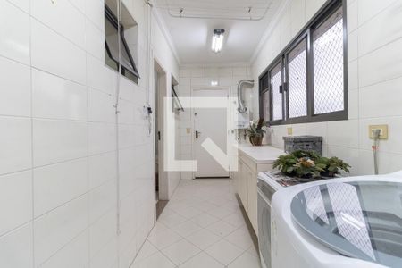 Apartamento à venda com 220m², 4 quartos e 3 vagasLavanderia