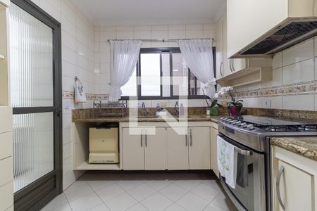 Apartamento à venda com 220m², 4 quartos e 3 vagasCozinha