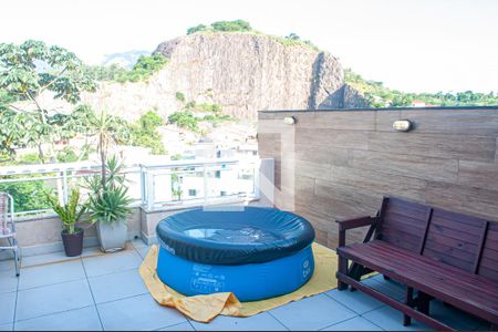 Casa à venda com 125m², 3 quartos e 1 vaga Casa à venda com 125m², 3 quartos e 1 vagaterraço