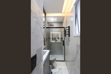 Apartamento à venda com 73m², 2 quartos e 2 vagas Apartamento à venda com 73m², 2 quartos e 2 vagasBanheiro da Suíte 2