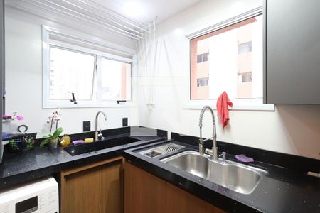 Apartamento à venda com 73m², 2 quartos e 2 vagas Apartamento à venda com 73m², 2 quartos e 2 vagasCozinha e Área de Serviço