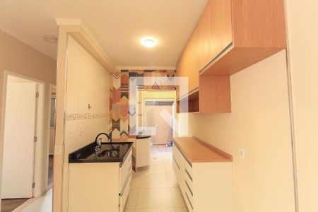 Cozinha de apartamento para alugar com 2 quartos, 64m² em Quarta Parada, São Paulo