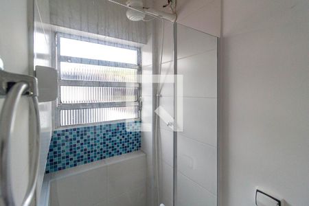Casa à venda com 170m², 3 quartos e 2 vagasBanheiro do quarto 2